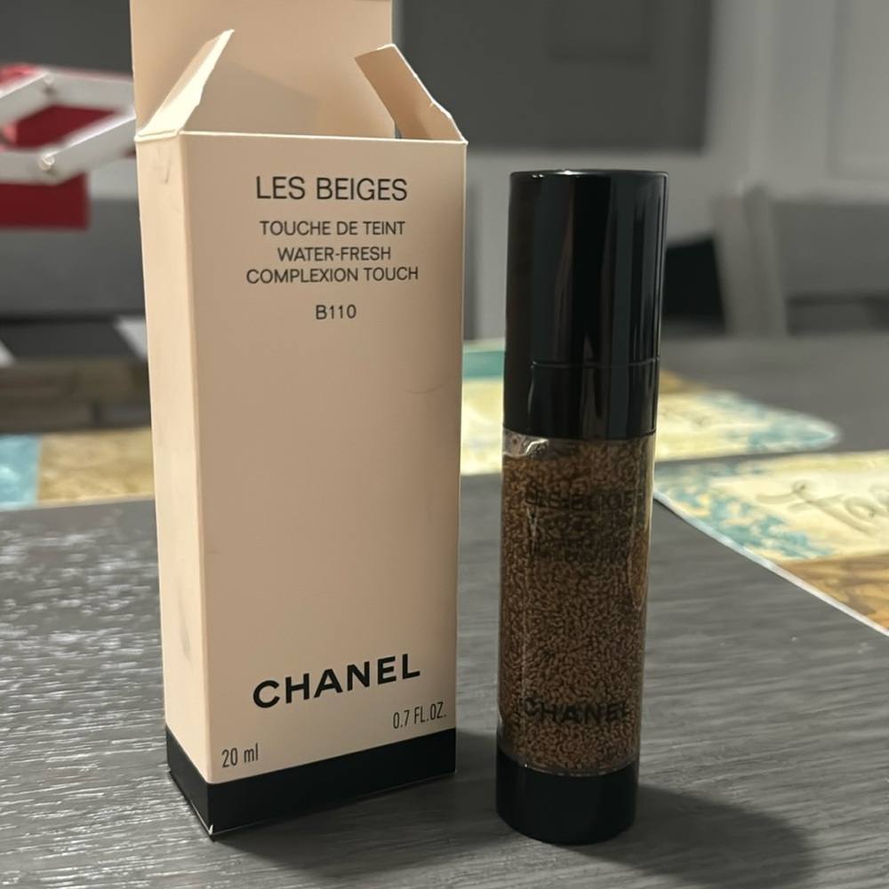 Chanel Les Beiges B110